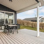 Three-Bedroom Holiday home in Løkken 4 Løkken