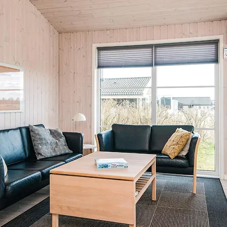 Three-Bedroom Holiday home in Løkken 4 Vakantiehuis