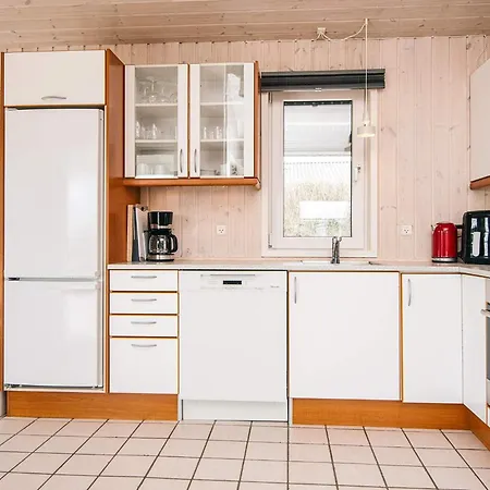 Three-Bedroom Holiday home in Løkken 4